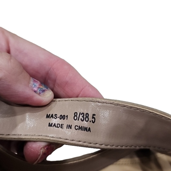 Chinese Laundry Sandal Shoes with Back Zipper and 5" Heel Shoes Size 8 - Picture 7 of 7